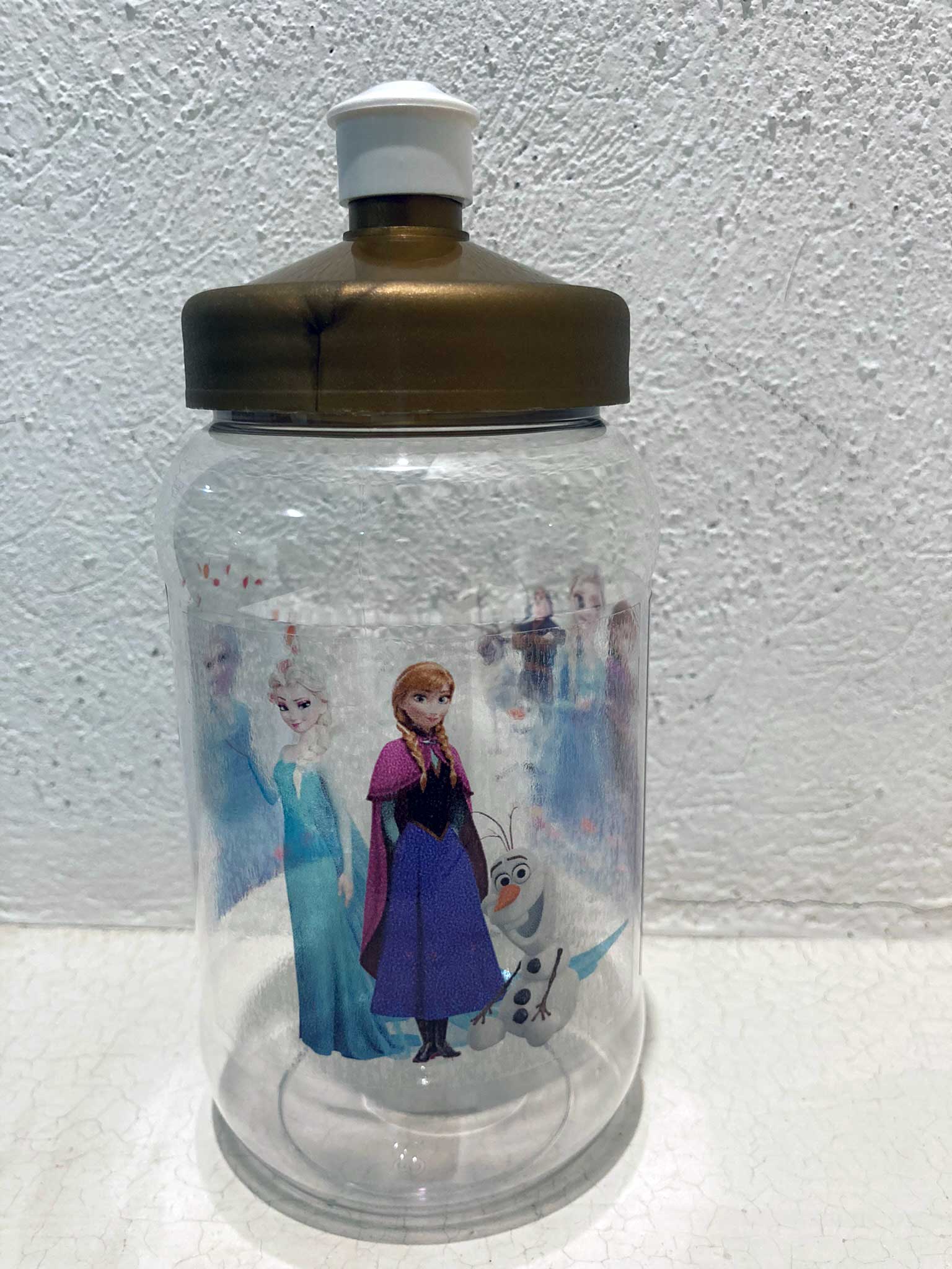 cilindros con tapas de colores personalizados
