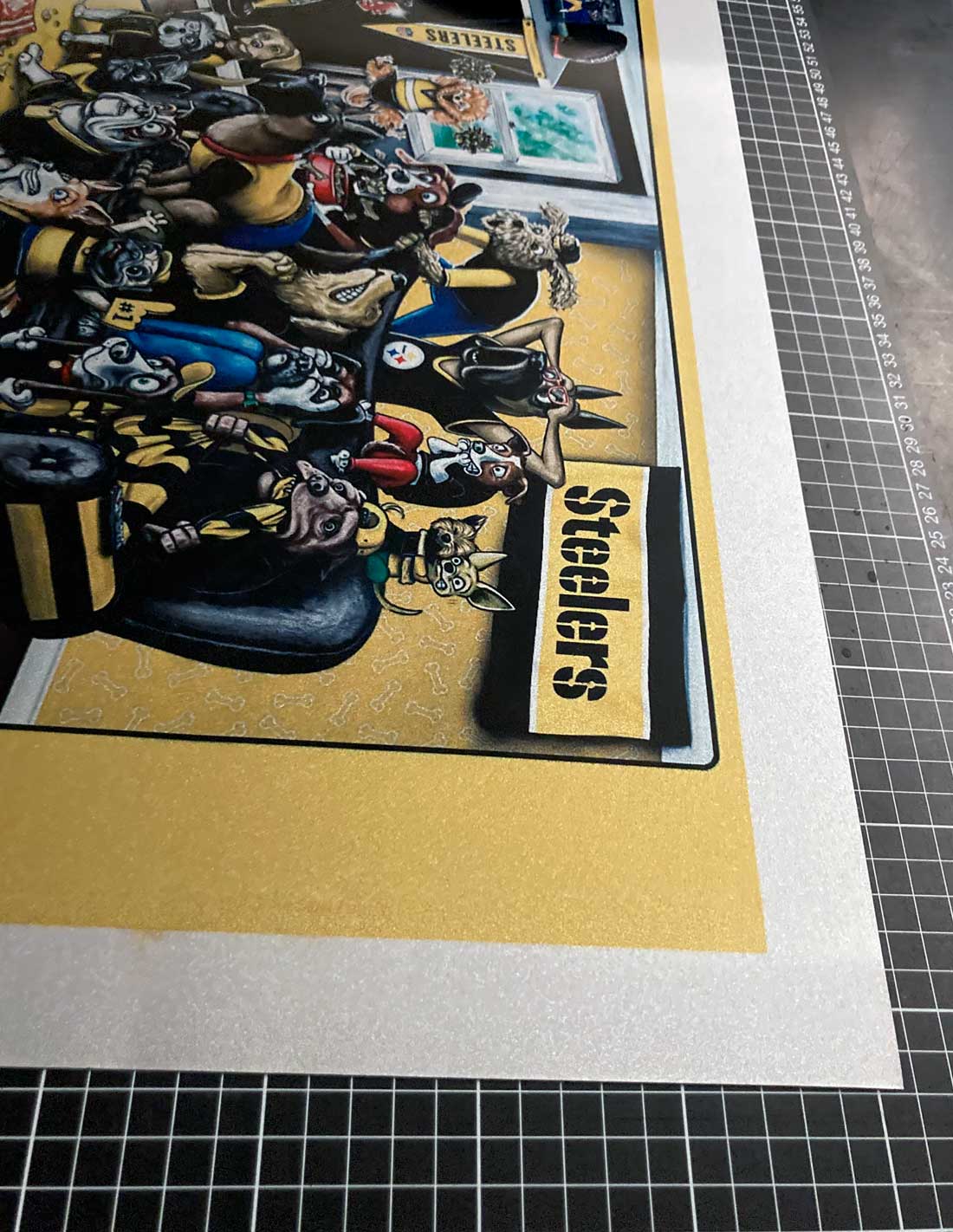 diseño terminado y colocado en placa de aluminio
